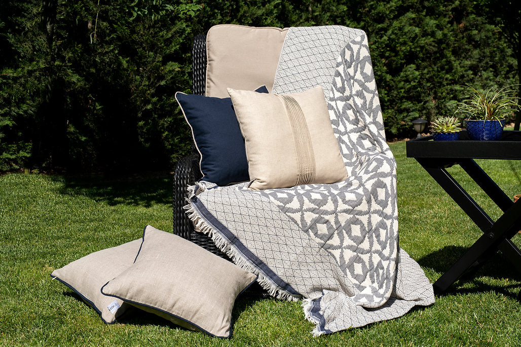 Modern Positano Jacquard Blanket
