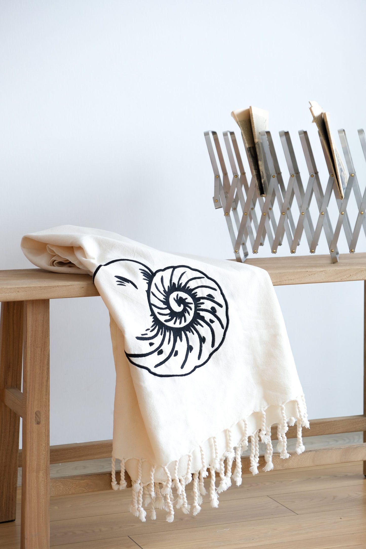 Peştemal Premium "Sea Shell" - Sustainable Textile Art