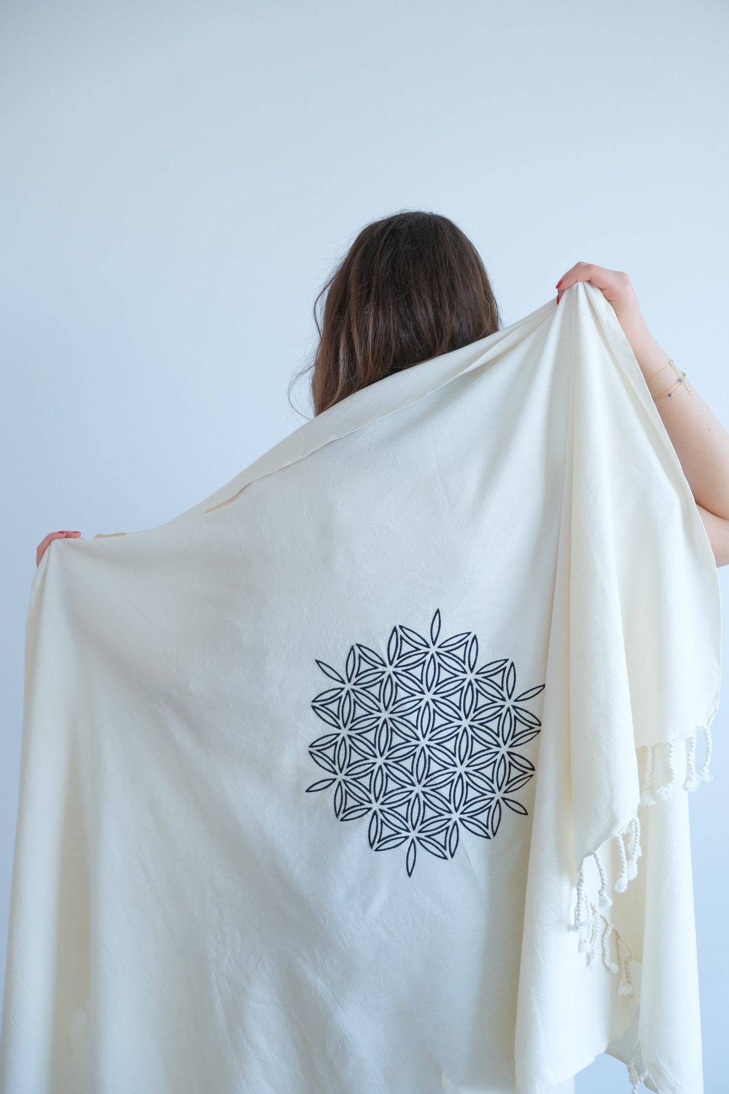 Handmade Peştemal "Flower of Life" - Exclusive Hand Embroidery
