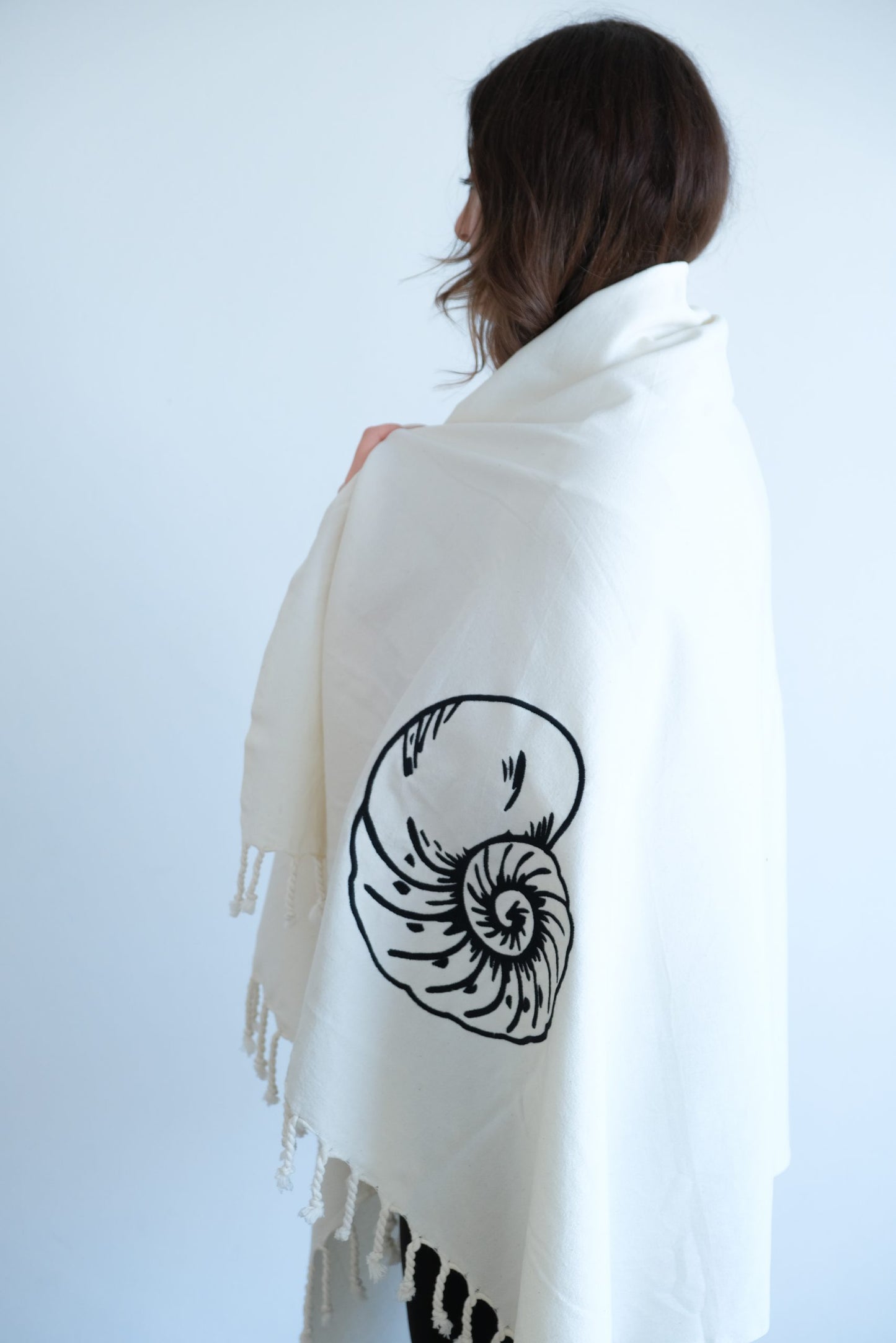 Peştemal Premium "Sea Shell" - Sustainable Textile Art