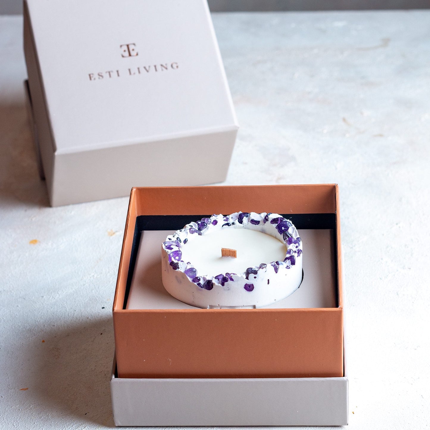 Vela "Lavender" con Cristales - Pequeña 150g