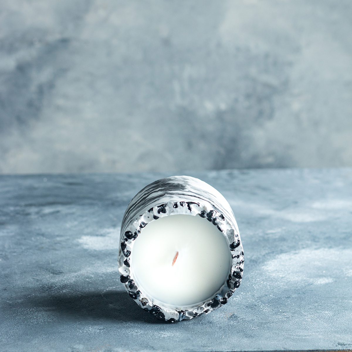 Vela Luxury Black Rose con Obsidiana - Edición Compacta (150g)