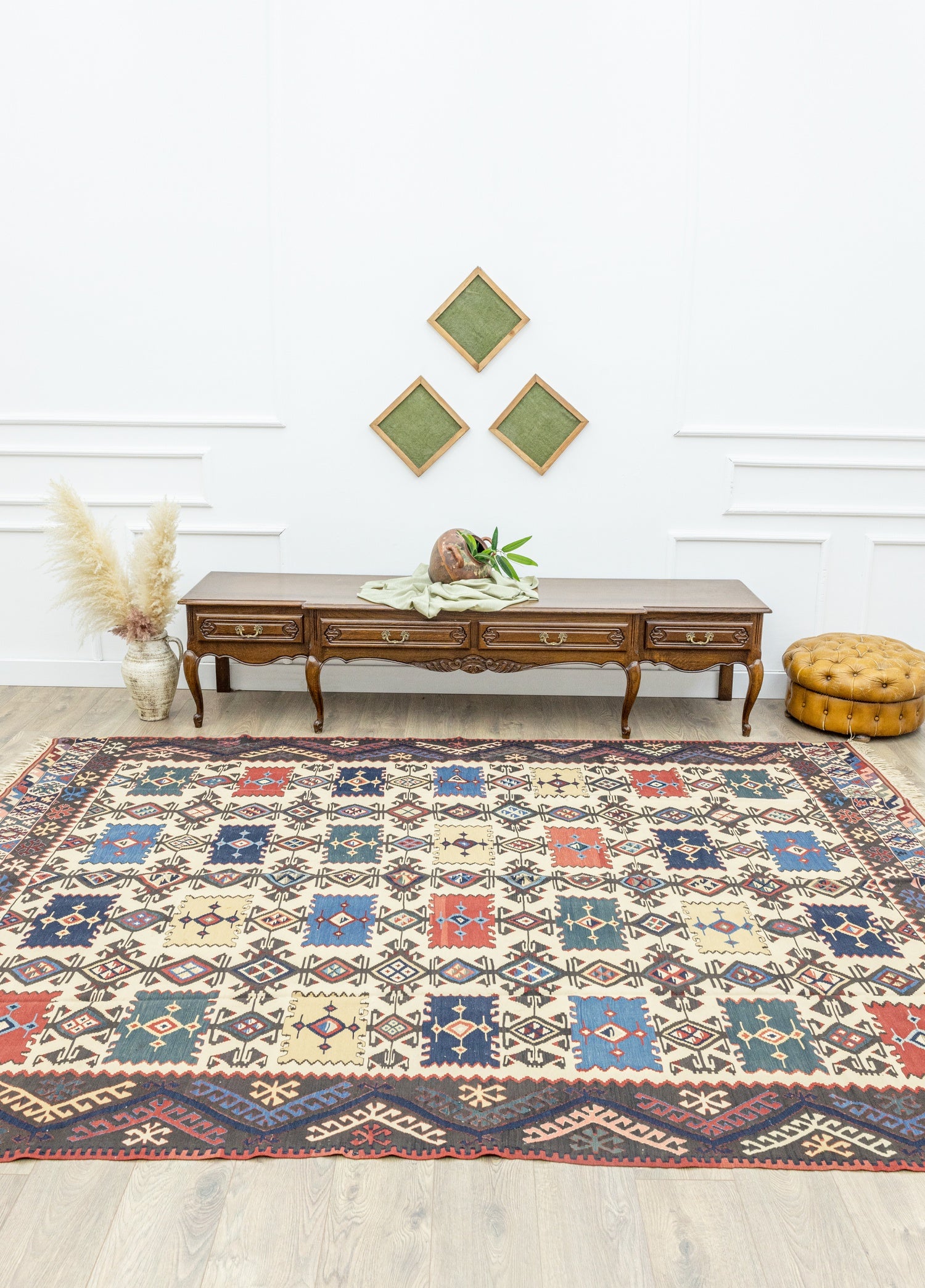 Ethnic Cliff Rug - Ancestral Design Natural Wool 234x303cm