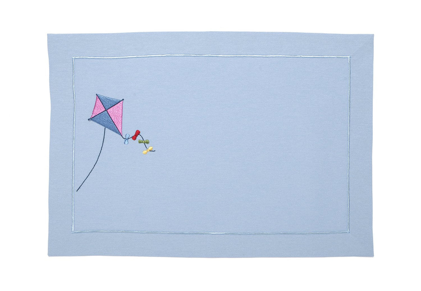Mantel Individual "Cometa Voladora" Azul Claro - Libertad Infantil Bordada en Mezcla Premium