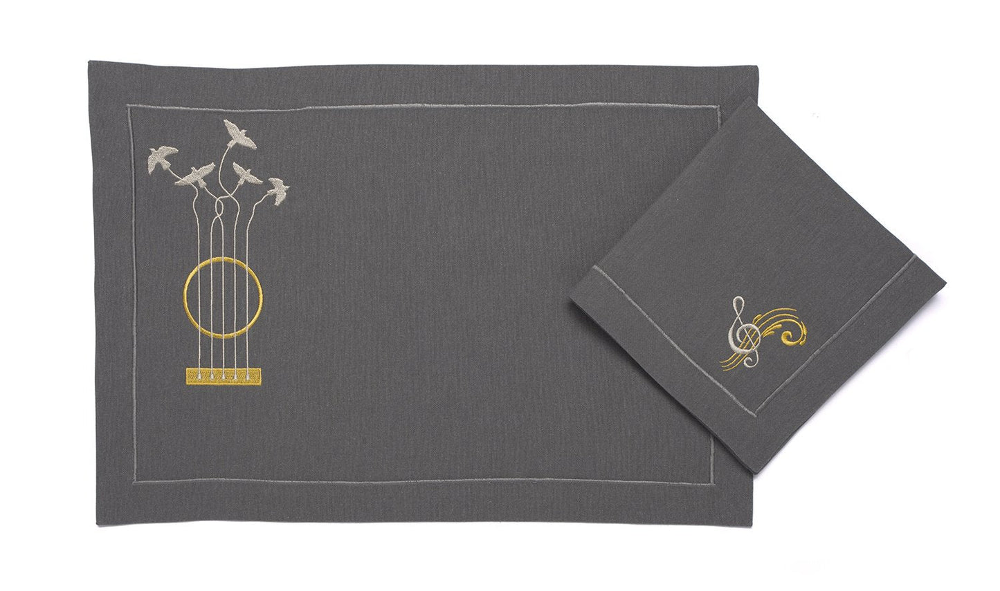 Mantel Individual "Canción de Pájaros" Gris Oscuro - Sinfonía Natural Bordada en Elegancia Matutina