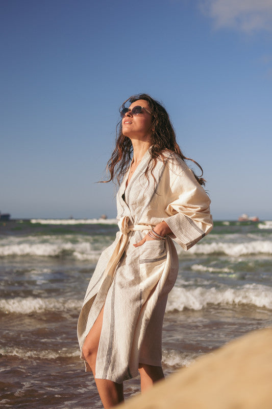 Classic Grey Bathrobe - Neutral Elegance That Embraces Routines