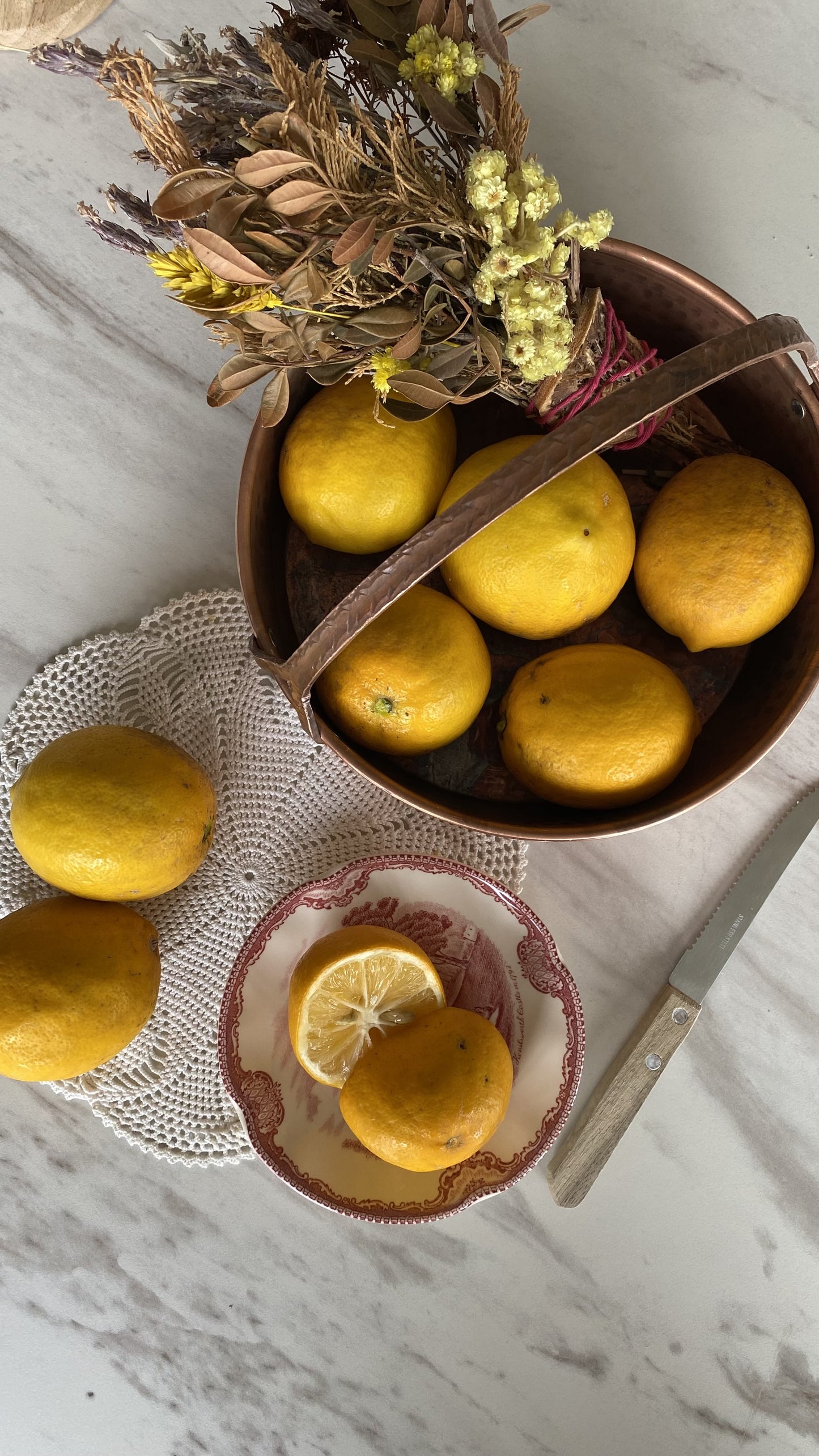 Cesta de Cobre con Mango - Estilo Artesanal