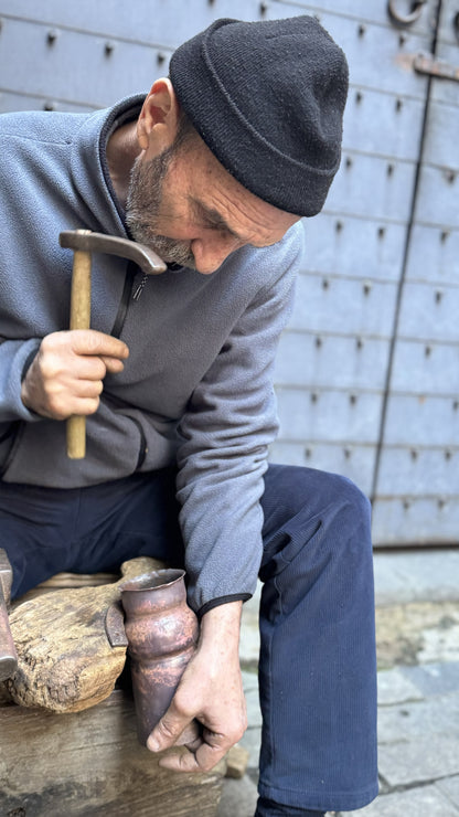 Cuenco Gordito con Patas de Cobre - Diseño Único