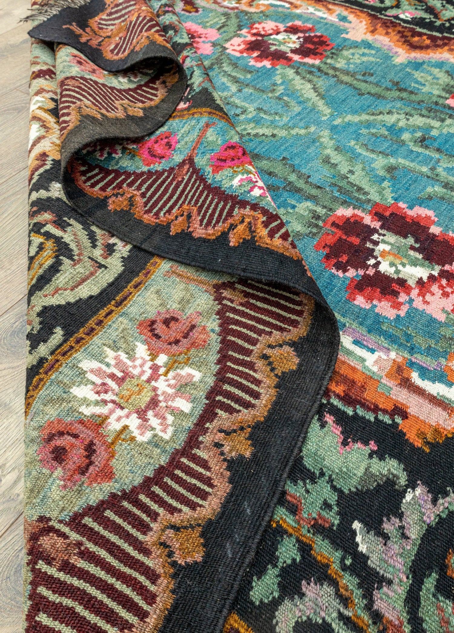 Saner Handwoven Karabagh Kilim Artesanal Natural Wool&Goat Hair 194x257cm – Origen Sostenible