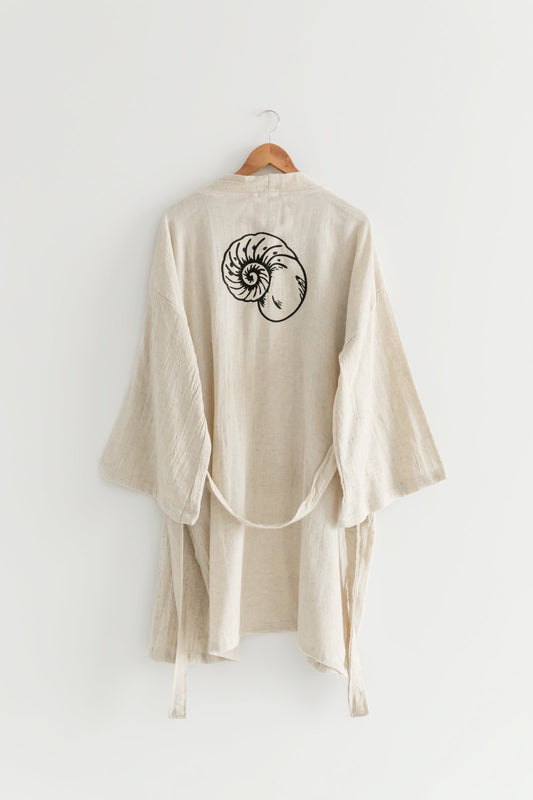 Luxury Kimono "Seashell" - Traditional Hand Embroidery