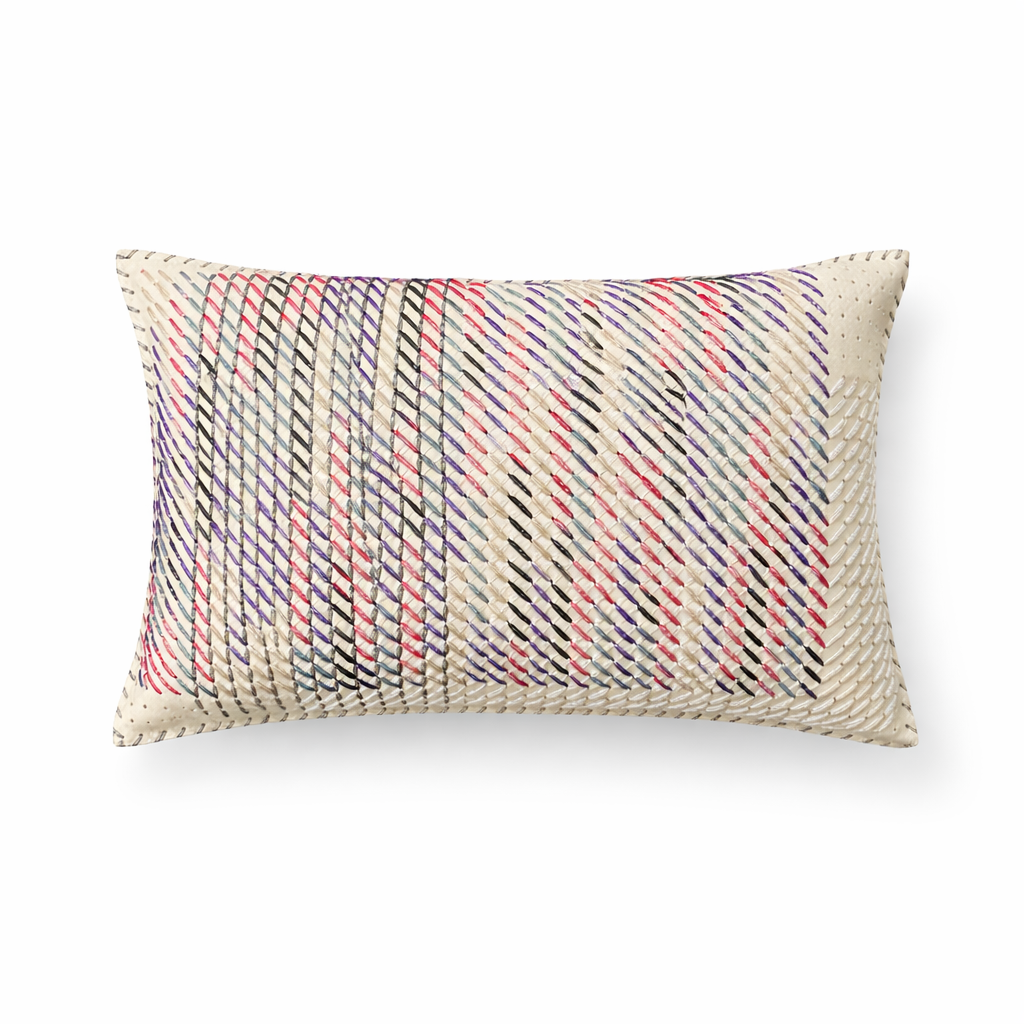 Funda de Cojín Decorativo en Cuero con Bordado Geométrico en Cachemira