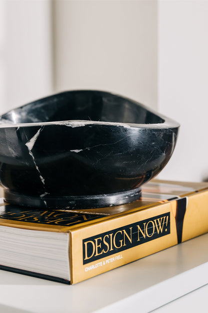 Bowl Amorf Negro - Forma Líquida que Abraza la Belleza Orgánica