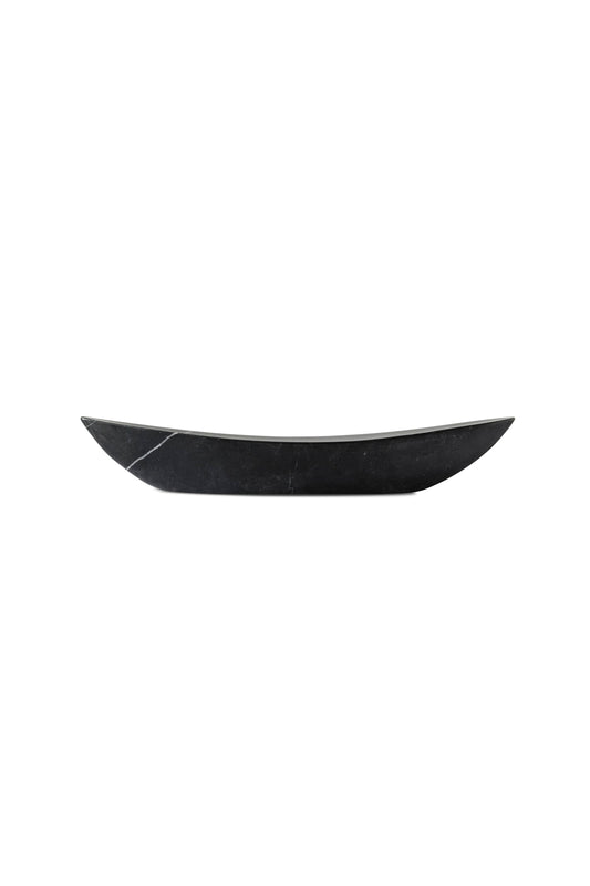 Escultura Canoe Negro - Poesía de Mármol que Navega entre Arte y Función