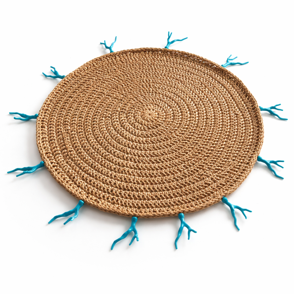 Mantel Individual Redondo de Yute Tejido a Mano con Detalle Coral Turquesa