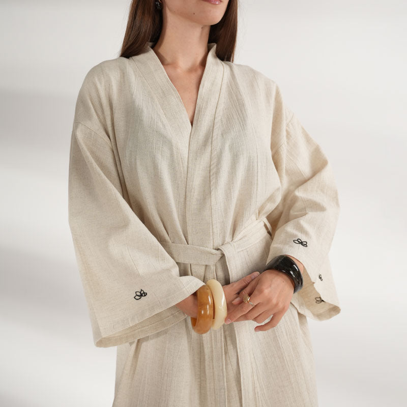 Kimono Artesanal "Lotus" - Bordado a Mano en Peştemal de Lujo