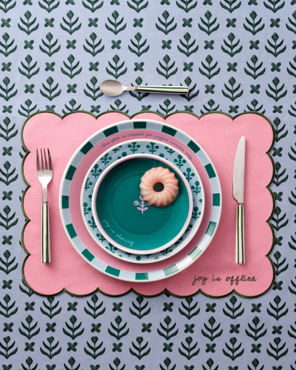 Joy Nostalgia Appetizer Plate - Timeless Elegance