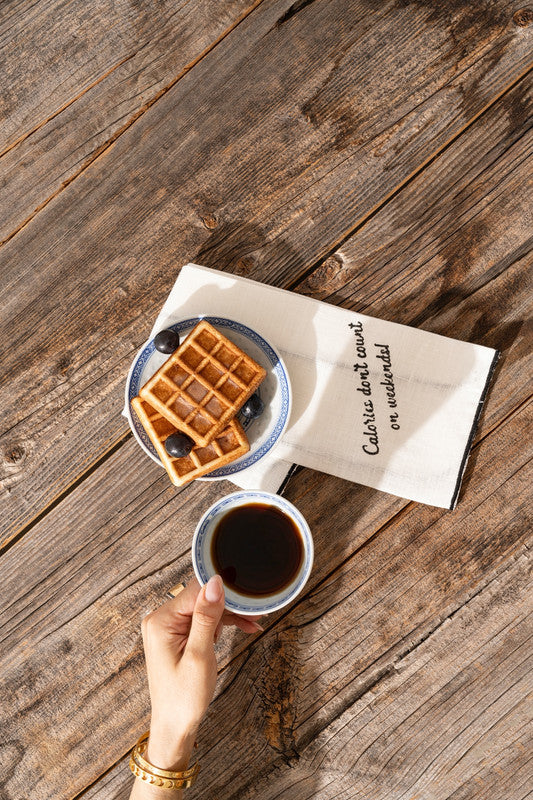 Set of 4 Napkins with Slogan