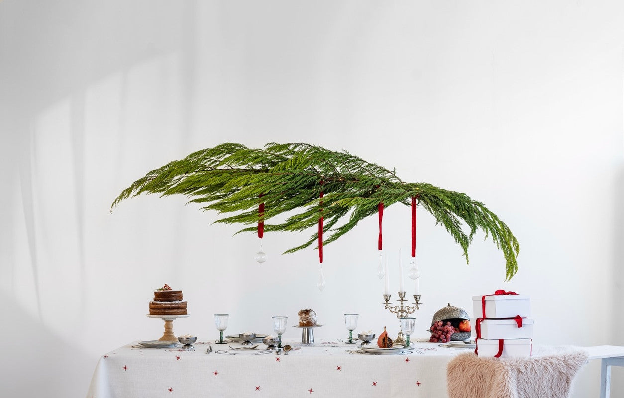 Mantel Table Setting Christmas