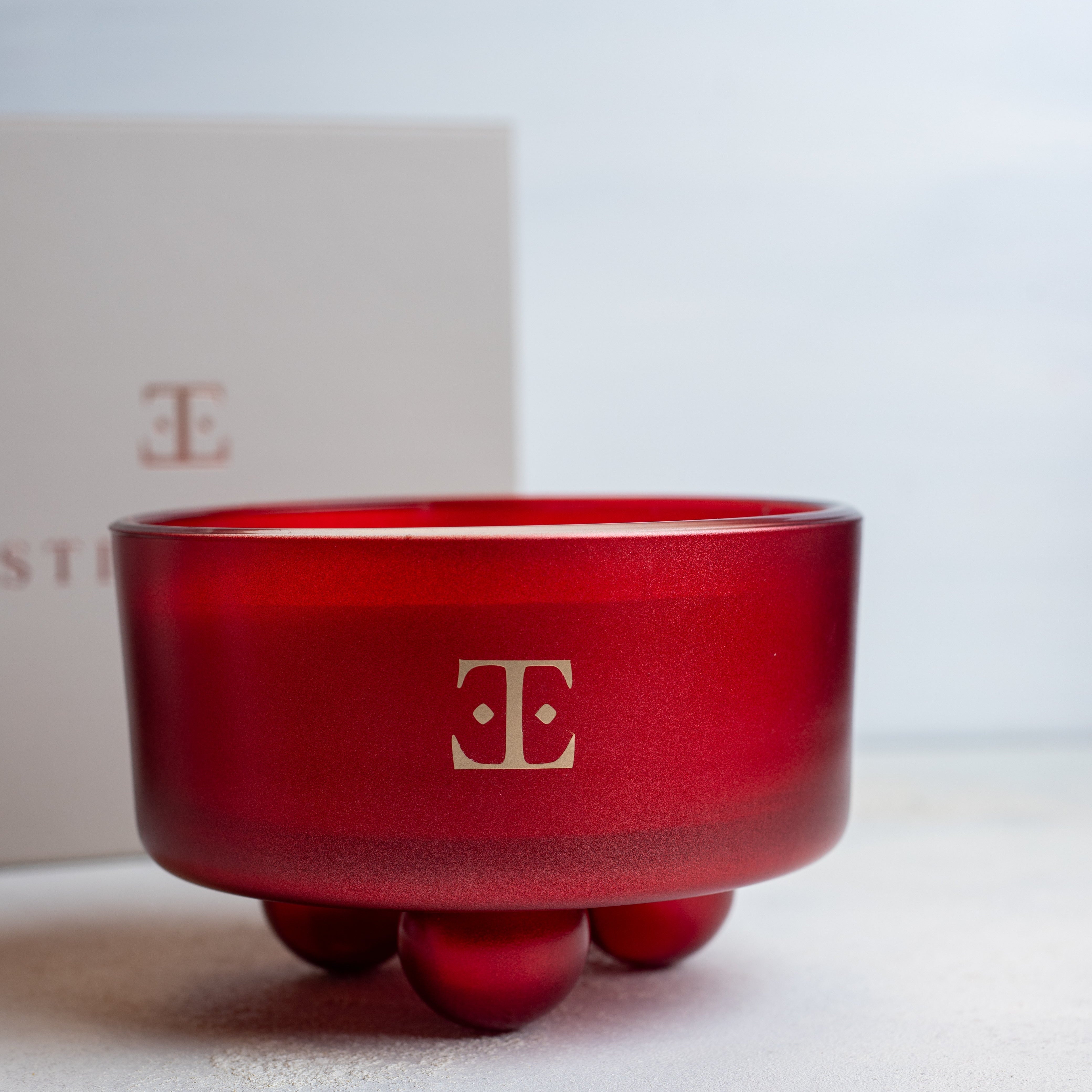 XL Red Velvet Bowl Candle - Sculptural Design in Glass