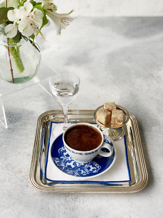 Taza Café Turco Jardín Georgiano - Cerámica Mediterránea Tradición Refinada
