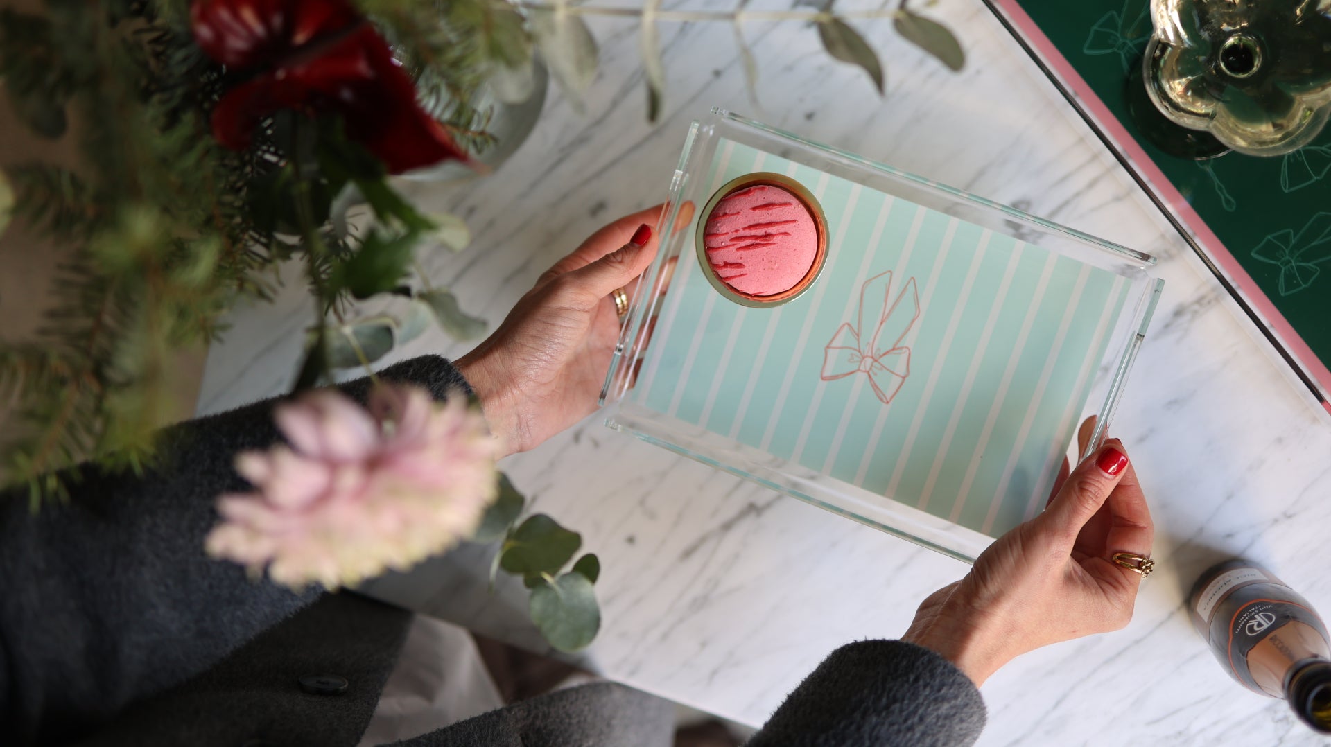 Bandeja Pequeña Very Demure - Pieza Statement para Servicio Elegante