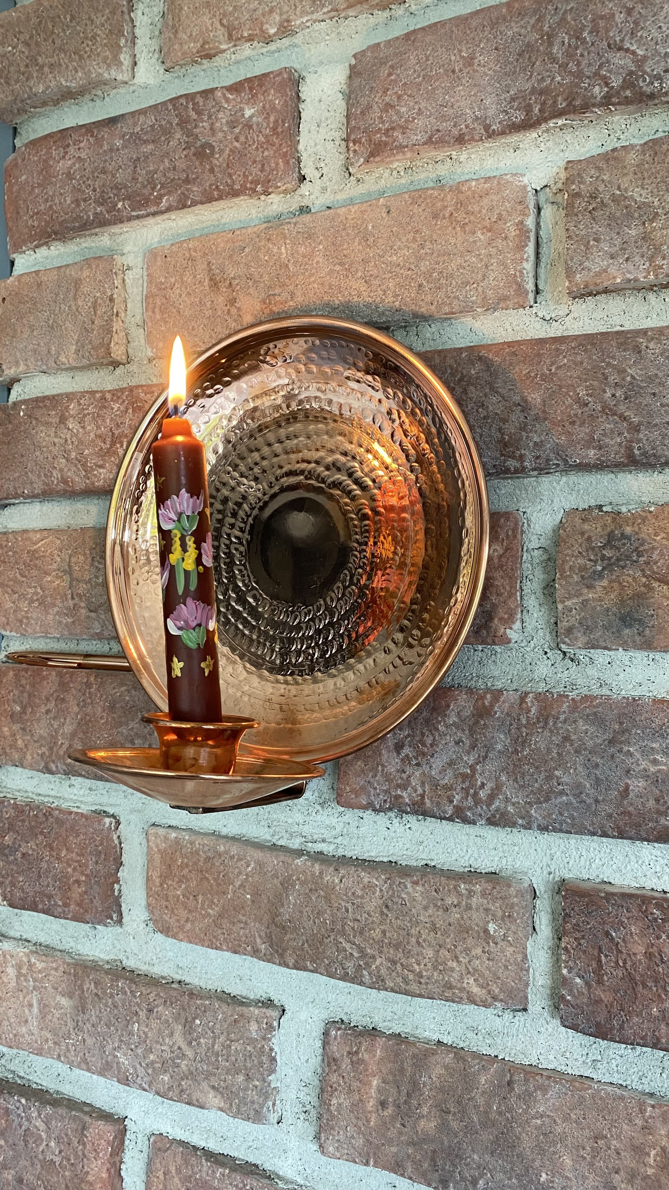Candelero De Pared Minimalista De Cobre - Ilumina Con Elegancia Mediterránea