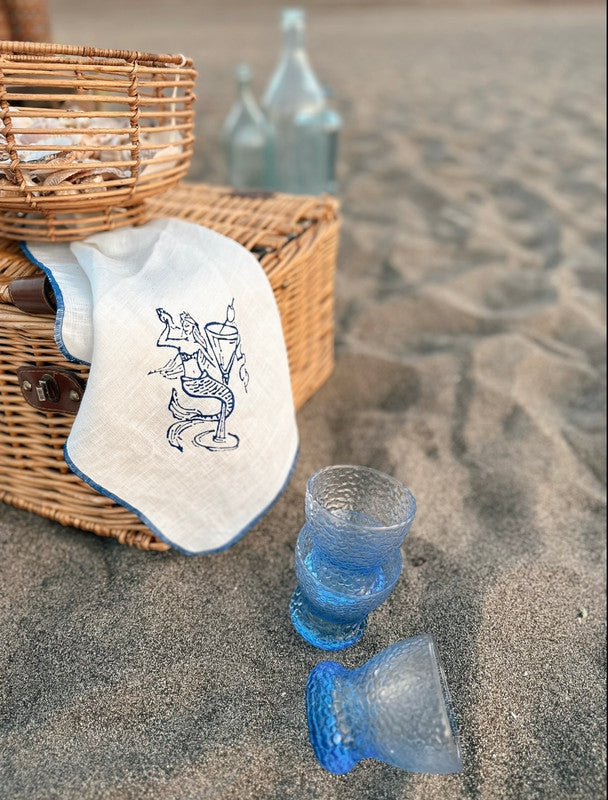 Set of 6 Aqua Blu Mermaid Napkins (Mermaid Hugging a Cup)