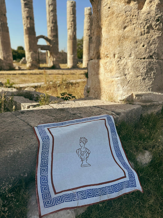 Lykia tablecloth