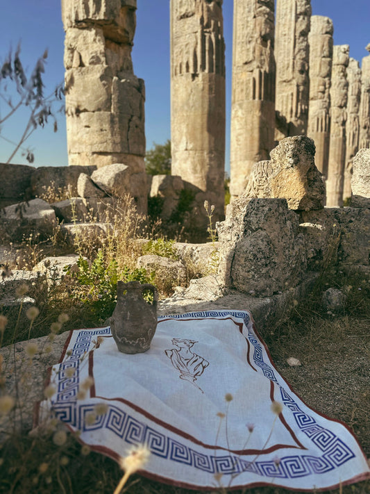 Lykia tablecloth