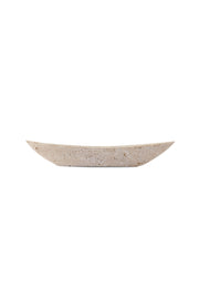 Escultura Canoe Travertine - Navegación Poética entre Arte y Funcionalidad