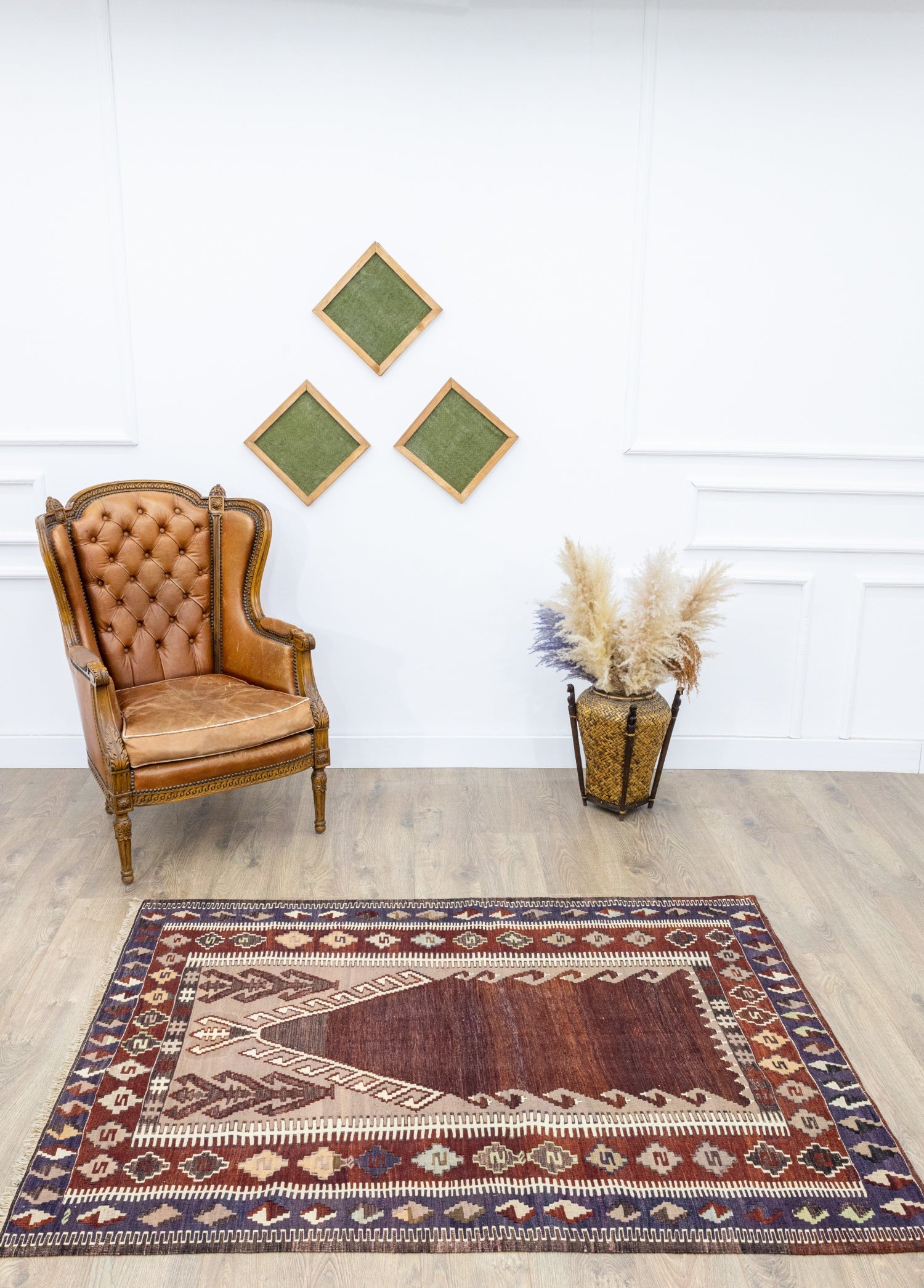 Tela Hand-Woven Burgundy Thin Kilim Artesanal Natural Wool 126x174cm – Origen Sostenible