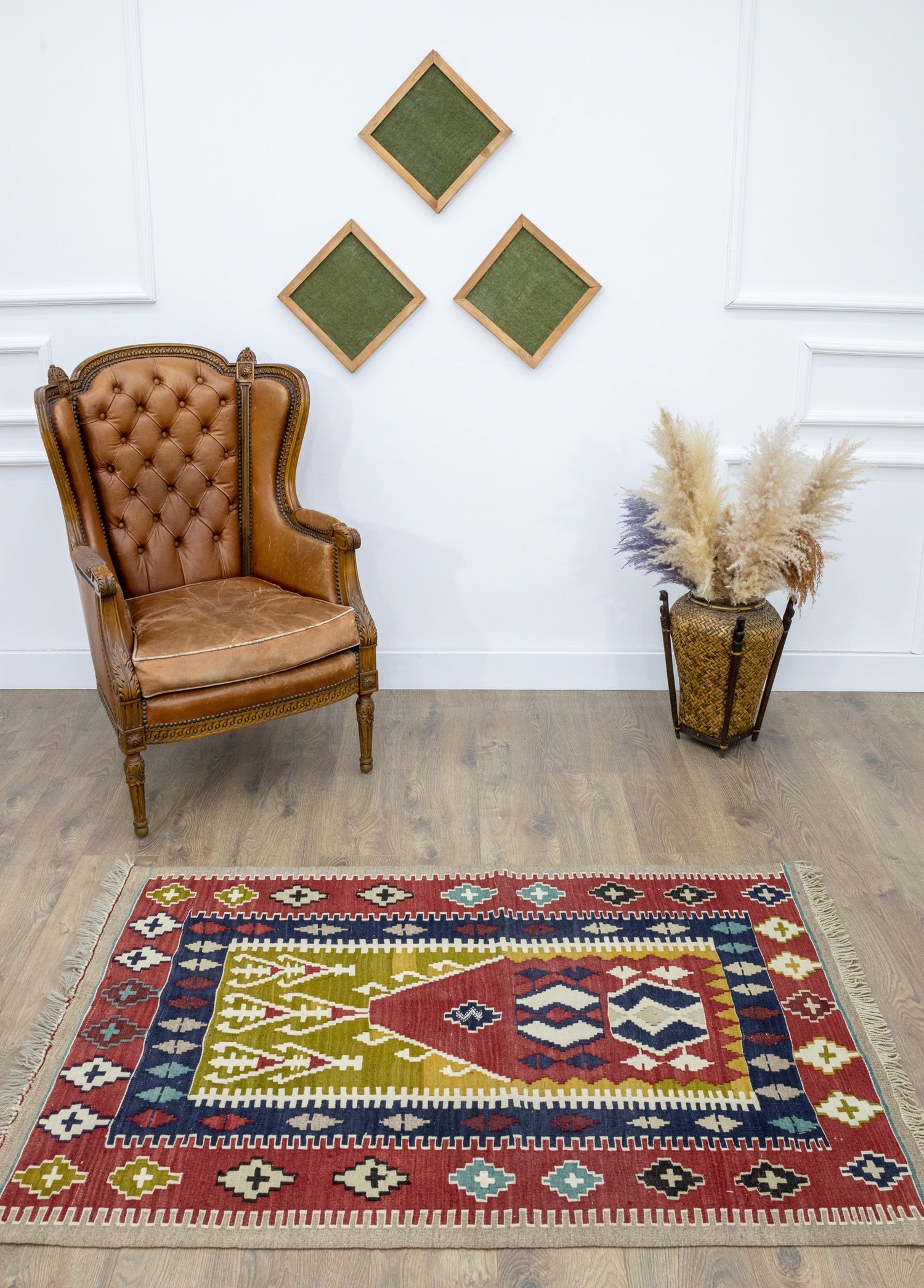 Pecenek Primitive Pattern Hand-Woven Wool Kilim Artesanal Natural Wool 106x154cm – Origen Sostenible