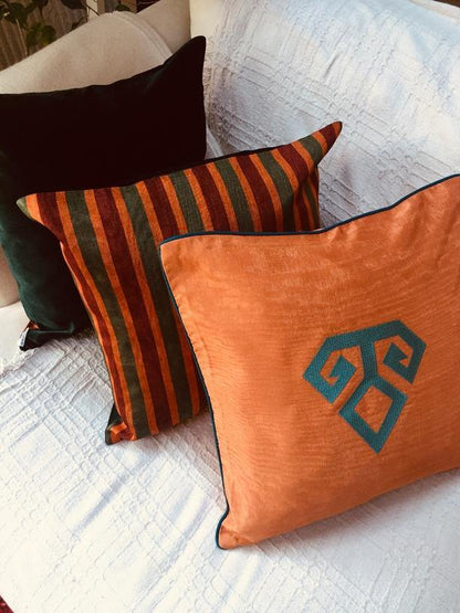 Almohada de seda Kutnu con bordado - Fertilidad, Cojín de seda auténtica naranja